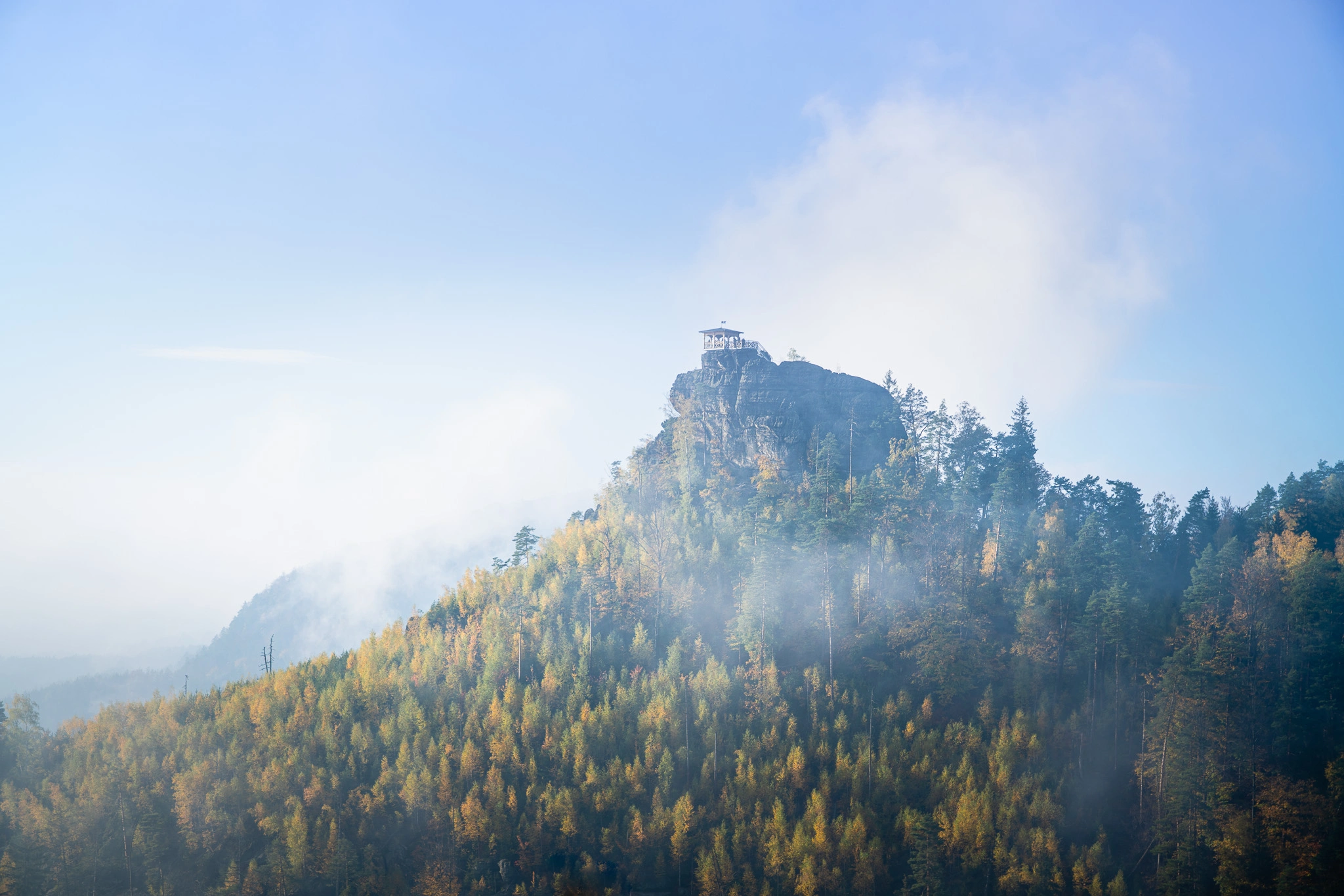 Jetřichovické vyhlídky – nahoru a dolů za dechberoucími rozhledy